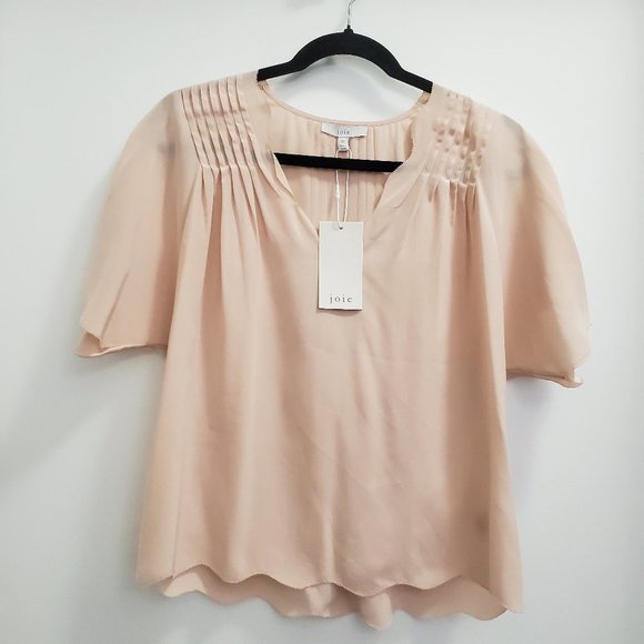 Joie NWOT 100% Silk V-Neck Scalloped Short Sleeve Blouse - Picture 1 of 10